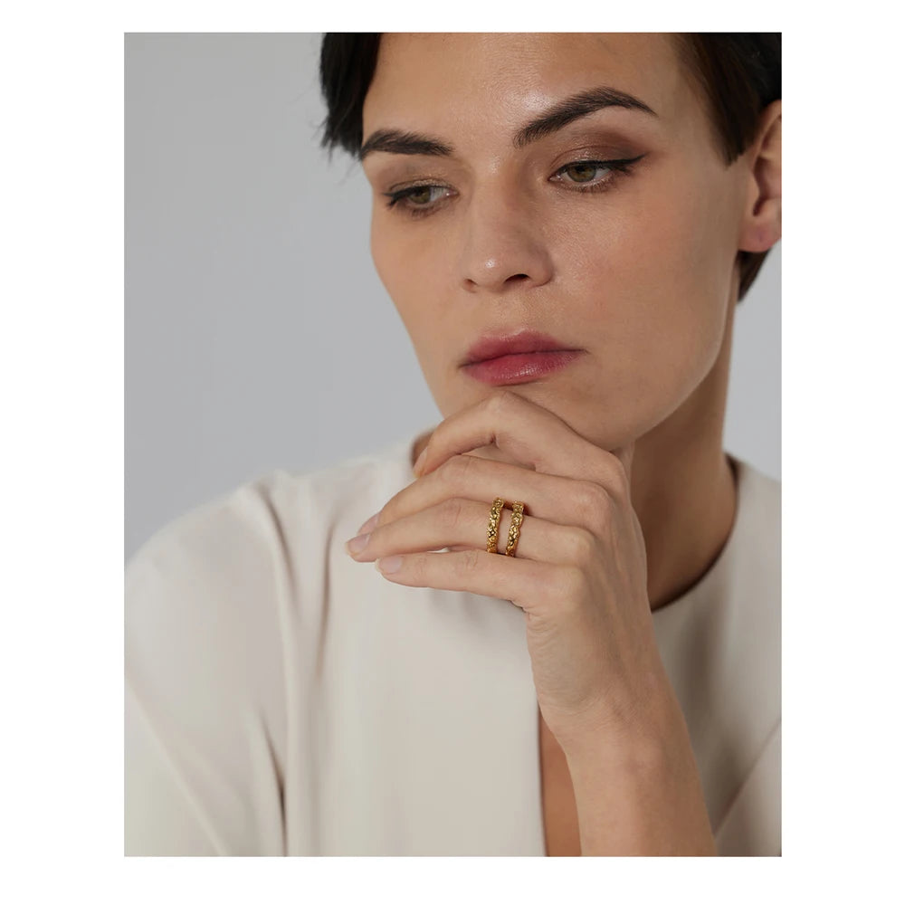 Stainless Steel round Rings for Women Gold Texture Metal 18 K Plated Statement Trendy Jewelry Bagues Pour Femme Gift